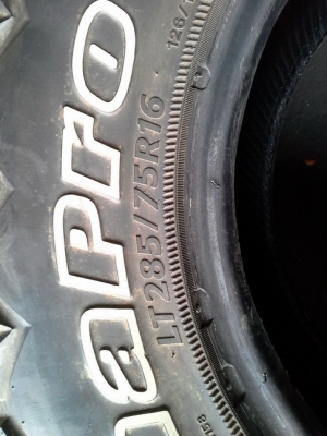 Hankook MT 285/75/16 สภาพดี พร้อมใช้งาน 1ชุด