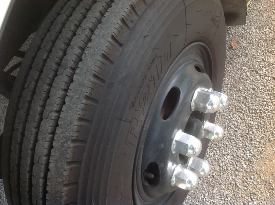 ขาย 495000บาท6 ล้อ HINO ปี 48 เครื่อง WO4D โทโบว์อินเตอร์. หัวเดิมบาง. ช่วงล่างใหญ่ 6 น๊อต. เครื่องแน่น ครัชซีสวย. P.พาวเวอร์ แอร์.  ยาว 5 เมตร ราคา 495000ยาท