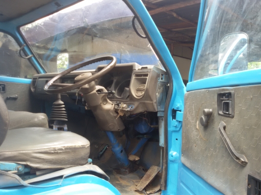 ขาย 6 ล้อ ISUZU KT 26  100แรง (4BC2ฝาดำ)(ลูกค้าอุตรดิตถ์มาวางเงินจองเรียบร้อยแล้วคับรับรถวันพุธที่1ก.ค58) (ดาวน์110000ผ่อนถูกๆ)อนุมัติง่ายเร็วทันใจ เครื่องแห้ง แน่นแรงดีสุดๆ แซสซีสวยๆไม่ผุไม่ดาม พวงมาลัยพาวเวอร์ เกียร์สั้น ยกหัวได้ ยางใหม่ๆ6 เส้น รถวิ่งดี