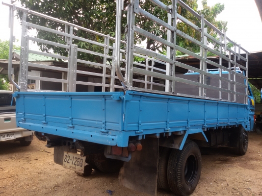 ขาย 6 ล้อ ISUZU KT 26  100แรง (4BC2ฝาดำ)(ลูกค้าอุตรดิตถ์มาวางเงินจองเรียบร้อยแล้วคับรับรถวันพุธที่1ก.ค58) (ดาวน์110000ผ่อนถูกๆ)อนุมัติง่ายเร็วทันใจ เครื่องแห้ง แน่นแรงดีสุดๆ แซสซีสวยๆไม่ผุไม่ดาม พวงมาลัยพาวเวอร์ เกียร์สั้น ยกหัวได้ ยางใหม่ๆ6 เส้น รถวิ่งดี