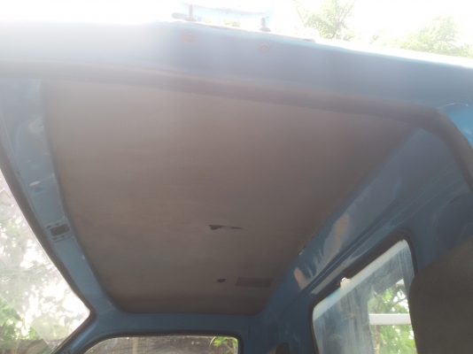 ขาย 6 ล้อ ISUZU KT 26  100แรง (4BC2ฝาดำ)(ลูกค้าอุตรดิตถ์มาวางเงินจองเรียบร้อยแล้วคับรับรถวันพุธที่1ก.ค58) (ดาวน์110000ผ่อนถูกๆ)อนุมัติง่ายเร็วทันใจ เครื่องแห้ง แน่นแรงดีสุดๆ แซสซีสวยๆไม่ผุไม่ดาม พวงมาลัยพาวเวอร์ เกียร์สั้น ยกหัวได้ ยางใหม่ๆ6 เส้น รถวิ่งดี