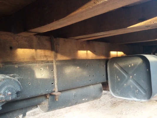 ขาย 6 ล้อ ISUZU KT 26  100แรง (4BC2ฝาดำ)(ลูกค้าอุตรดิตถ์มาวางเงินจองเรียบร้อยแล้วคับรับรถวันพุธที่1ก.ค58) (ดาวน์110000ผ่อนถูกๆ)อนุมัติง่ายเร็วทันใจ เครื่องแห้ง แน่นแรงดีสุดๆ แซสซีสวยๆไม่ผุไม่ดาม พวงมาลัยพาวเวอร์ เกียร์สั้น ยกหัวได้ ยางใหม่ๆ6 เส้น รถวิ่งดี