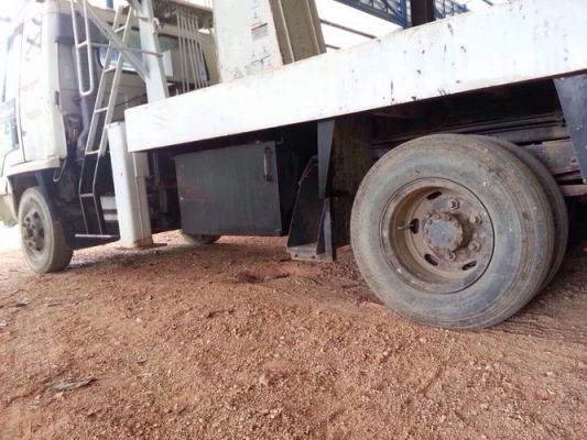 รถเครน + แท่นเจาะ Aichi 706 (ISUZU)