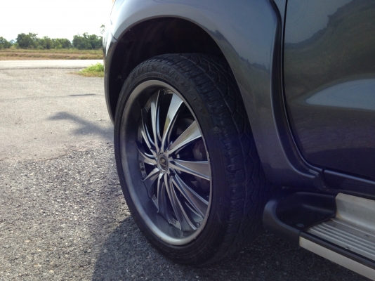 ล้อ22พร้อมยาง เอาไปใส่หล่อๆ