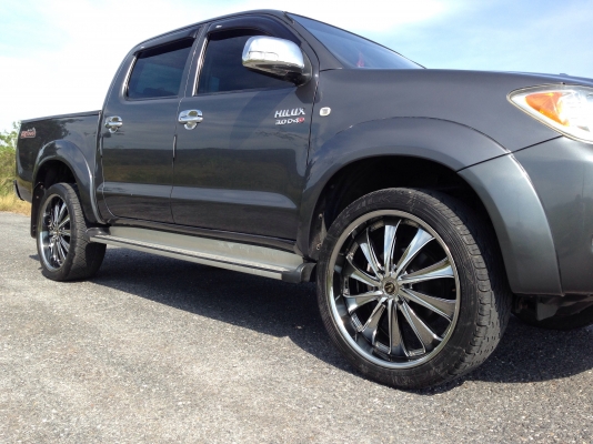 ล้อ22พร้อมยาง เอาไปใส่หล่อๆ