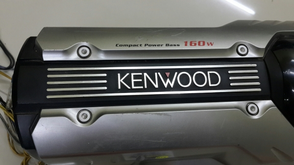 Kenwood KSC-SW1300 เบสบ๊อก มีแอมป์ในตัว มือสองญี่ปุ่น Kenwood KSC-SW1300 เบสบ๊อก มีแอมป์ในตัว มือสองญี่ปุ่น