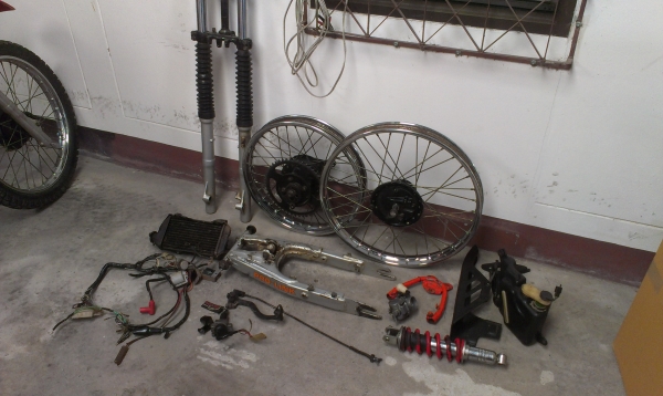 อะไหล่สวยไทยระเบิดคัน MTX125 อะไหล่สวยไทยระเบิดคัน MTX125