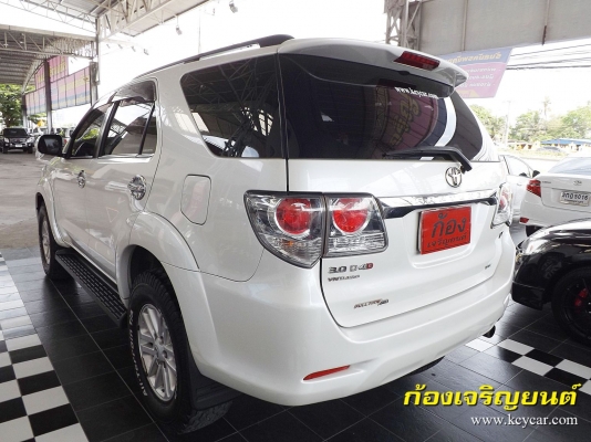 TOYOTA FORTUNER 3.0V A/T รุ่น TOP 4WD ปี 2012 TOYOTA FORTUNER 3.0V A/T รุ่น TOP 4WD ปี 2012