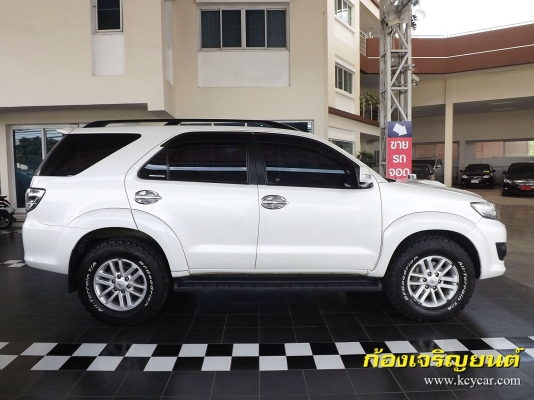 TOYOTA FORTUNER 3.0V A/T รุ่น TOP 4WD ปี 2012 TOYOTA FORTUNER 3.0V A/T รุ่น TOP 4WD ปี 2012