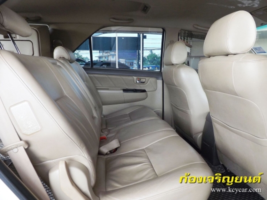 TOYOTA FORTUNER 3.0V A/T รุ่น TOP 4WD ปี 2012 TOYOTA FORTUNER 3.0V A/T รุ่น TOP 4WD ปี 2012