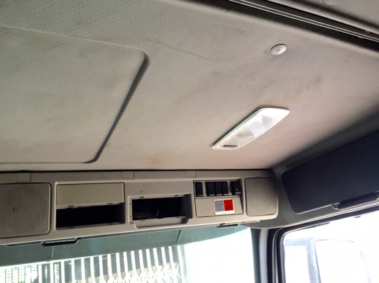 ขายรถบรรทุก 10 ล้อรั้ว VOLVO FM 370 แรงม้าปี 2555 2 เพลามีระบบลาก ราคา 1800000