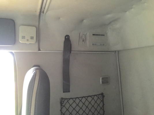 ขายรถบรรทุก 10 ล้อรั้ว VOLVO FM 370 แรงม้าปี 2555 2 เพลามีระบบลาก ราคา 1800000