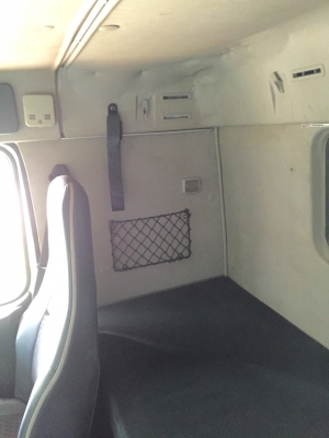 ขายรถบรรทุก 10 ล้อรั้ว VOLVO FM 370 แรงม้าปี 2555 2 เพลามีระบบลาก ราคา 1800000