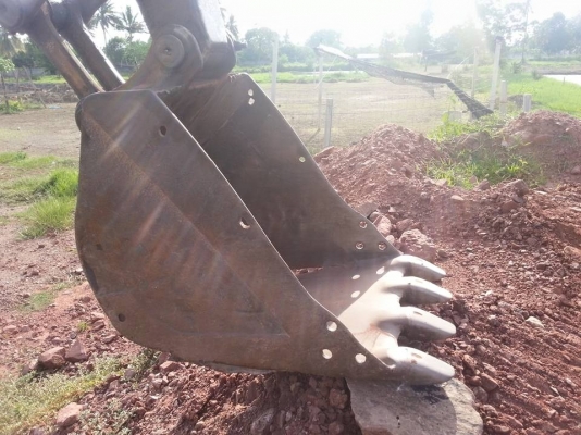 ขายPC 60 - 5 แขนพิเศด โช่ใหม่เครื่องดี ปั้มดี  330000