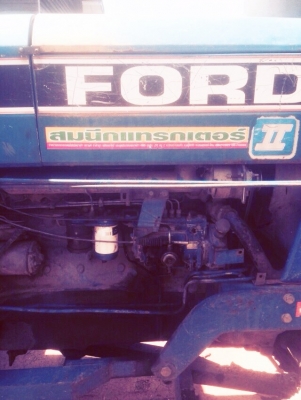 **570,000 บ.ต่อรอง/// FORD 8210 รถไถ2เพลา **ขาย รถไถ2เพลา ตัวแกร่ง FORD 8210 4WD 85แรง เคึรื่องเดิม เกียร์เดิม เครื่องยนต์6สูบ 85แรง แน่นดี แรง ดี ปั้มดี แน่น เกียร์ดี ไม่หลุด ระบบ 4WD ใช้งานปกติ ไม่มีปัญหาครับ ช่วงล่างดี แน่น คล่องตัวดี ระบบไฮดรอลิก หน้า