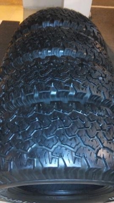 ยาง bf all 265/75/16 ดอกเต็มครับ ยาง bf all 265/75/16 ดอกเต็มครับ