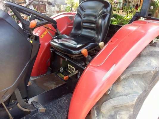 ยันร์ม่า 39 แรง 4 WD พร้อมใบมีดดันหน้า สภาพดี เดิมๆครับ