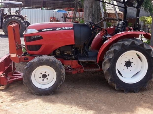 ยันร์ม่า 39 แรง 4 WD พร้อมใบมีดดันหน้า สภาพดี เดิมๆครับ