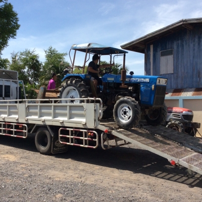 แชมป์ 38 แรง 4 wd  พวงมาลัยเพาเวอร์