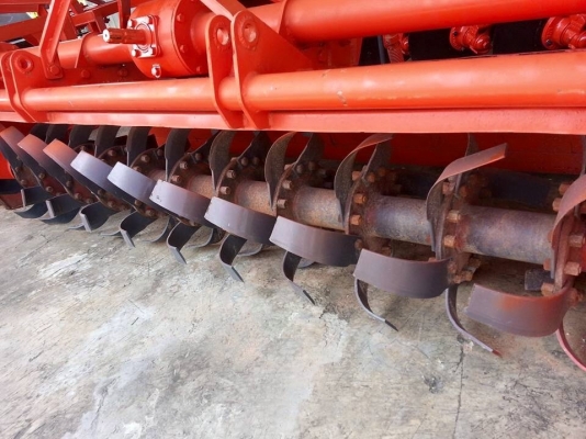 โรตารี่ตราช้าง RX220H พร้อมยอยปั่น  รีบจับจองด่วนครับ