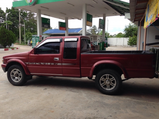 ขายด่วนครับ กระบะisuzuรุ่นRodeoแคปสภาพสวยๆราคาไม่แพงเจ้าของขายเองครับ