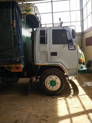 ร็อกกี้ 210 พร้อมลูก 2 คลาน