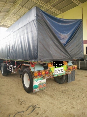 ร็อกกี้ 210 พร้อมลูก 2 คลาน