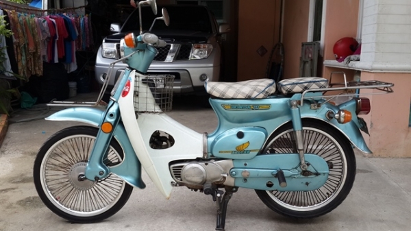 วุฒิ นนบุรี ฮอนด้า C70 ทะเบียนโอนรถสวยๆเครื่องดีรถพร้อมใช้ระบบไฟครบ