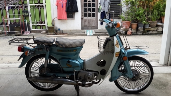 วุฒิ นนบุรี ฮอนด้า C70 ทะเบียนโอนรถสวยๆเครื่องดีรถพร้อมใช้ระบบไฟครบ