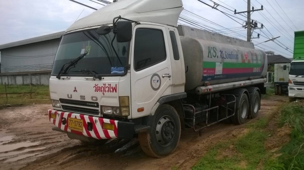 ขายรถบรรทุกน้ำมัน 10 ล้อ เพลาเดียว ไอ้หลง M6 ปี 49 คัสซีสวยตลอดเส้น ขนาด 16,000 ลิตร 5 ห้อง ยางเรเดียลเต็มทุกเส้น ทะเบียนพร้อมโอน