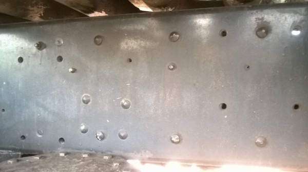 ขายรถบรรทุกน้ำมัน 10 ล้อ เพลาเดียว ไอ้หลง M6 ปี 49 คัสซีสวยตลอดเส้น ขนาด 16,000 ลิตร 5 ห้อง ยางเรเดียลเต็มทุกเส้น ทะเบียนพร้อมโอน