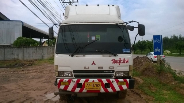 ขายรถบรรทุกน้ำมัน 10 ล้อ เพลาเดียว ไอ้หลง M6 ปี 49 คัสซีสวยตลอดเส้น ขนาด 16,000 ลิตร 5 ห้อง ยางเรเดียลเต็มทุกเส้น ทะเบียนพร้อมโอน