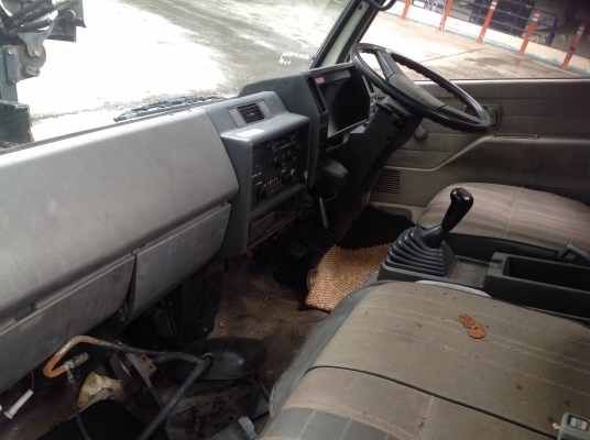 หัวNPR   เก่านอก  อุปกรณ์ครบ