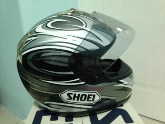 SHOEI X-8 RS