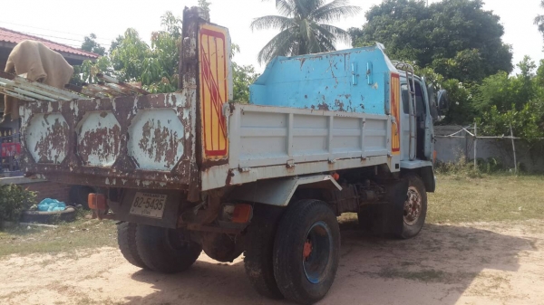 ขายด่วนหกล้อดั้มISUZUROCKY175ดั้มราคาเบาๆโทร0843923995 ขายด่วนหกล้อดั้มISUZUROCKY175ดั้มราคาเบาๆโทร0843923995