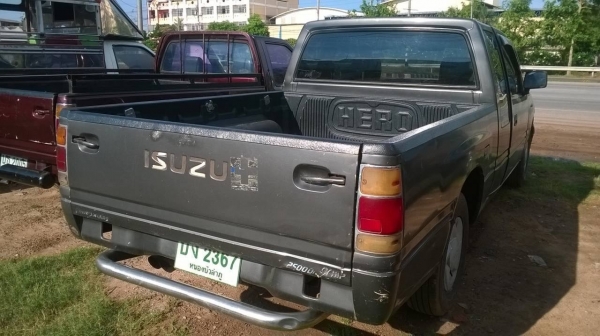 ขาย ISUZU TFR ปี 32 เครื่อง 87 คัสซีสวยตลอดเส้น แอร์เย็น พาวเวอร์ครบ ทะเบียนพร้อมโอน