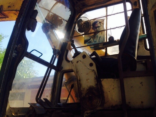 Sk200 mark 3. เล่มทะเบียน พร้อมใช้. 680000 ยกเลยครับ