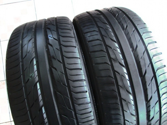 ขายยาง TOYO EXTENZA (USA) 245-35-20 ปี13 (1คู่)