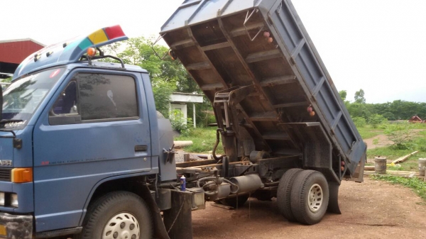 หกล้อ อีซูซุ NPR115แรง สั่งลุย ปี38 ดั้ม5คิวสามมิตร3.80ม.แอร์หนาวๆสภาพเดิมสวย เล่มทะเบียนพร้อมโอน