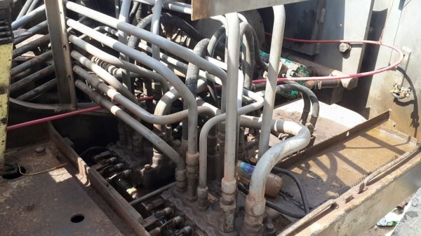 ขายรถขุดแบ็คโค hitashi 60 ช่างล่างเต็ม เอวแน่น ลูเลอร์ พร้อมใช้งาน เครื่องอีซูซุ75 ปั๊มดี