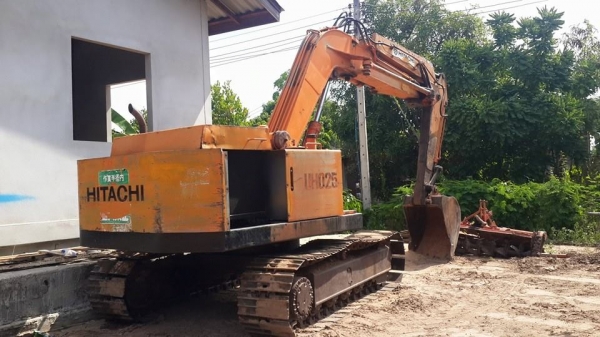 ขายรถขุดแบ็คโค hitashi 60 ช่างล่างเต็ม เอวแน่น ลูเลอร์ พร้อมใช้งาน เครื่องอีซูซุ75 ปั๊มดี