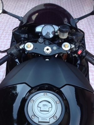 ขาย R1ปี2008 สเปคเมกาทะเบียนแท้โอนขนส่ง รถออกจากศูนย์Yamahaของแต่งเพียบๆๆ