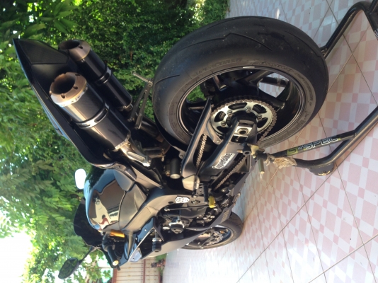 ขาย R1ปี2008 สเปคเมกาทะเบียนแท้โอนขนส่ง รถออกจากศูนย์Yamahaของแต่งเพียบๆๆ