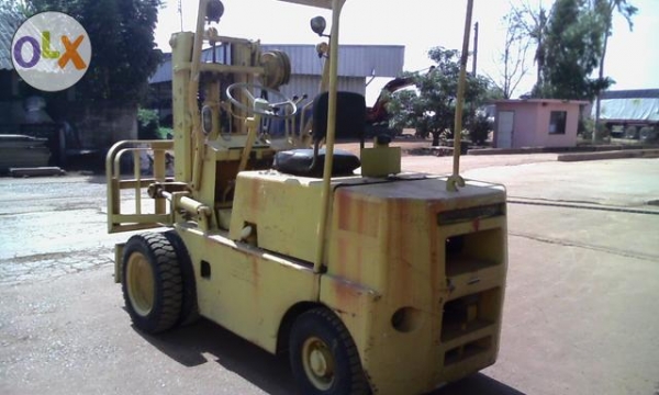 ขาย Forklift Komatsu FD25-6 พร้อมใช้งาน