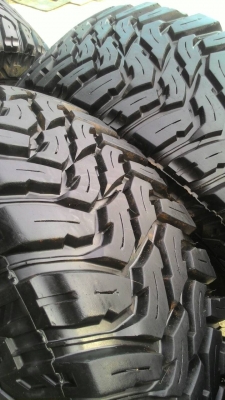 ขายยาง Mud 315/75R16 สัญชาติอเมริกา พร้อมล้อสวยๆครับ