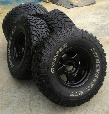 ขายยาง Mud 315/75R16 สัญชาติอเมริกา พร้อมล้อสวยๆครับ