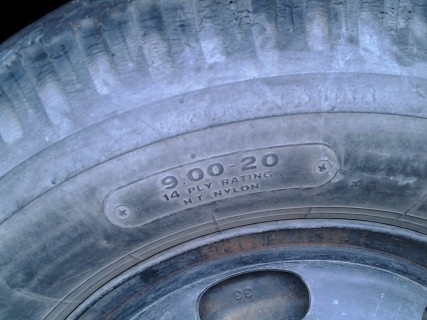 ขาย HINO 6 ล้อ สิงห์ไฮเทค 195 แรงม้า รถห้างแท้ ปี 39 ลดเหลือ 525000 ครับ