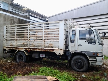 ขาย HINO 6 ล้อ สิงห์ไฮเทค 195 แรงม้า รถห้างแท้ ปี 39 ลดเหลือ 525000 ครับ