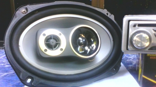 ขายด่วนเครื่องเล่นcd mp3 jvc พร้อมลำโพง6*9 ใหม่1คู่ ส่งฟรี ขายด่วนเครื่องเล่นcd mp3 jvc พร้อมลำโพง6*9 ใหม่1คู่ ส่งฟรี