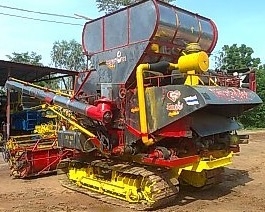 ขายด่วน รถเกี่ยวข้าวเกษตรพัฒนา รุ่นปลดหนี้ ปี 49 รถสวยสภาพดีพร้อมใช้งานได้เลยครับ เครื่องยนต์ 210 HP ISUZU 6HH1 เครื่องแน่นแรงดีเดิมๆไม่มีเยิ้ม อุ้ม 2.5 ตัน ปั๊มไดกิ้นเบอร์ 22 แรงดีสุดๆครับ ช่วงล่างตัวเดิน 12 แน่นเต็มดี พร้อมใช้งานได้เลย เอกสารสัญญาซื้อขา